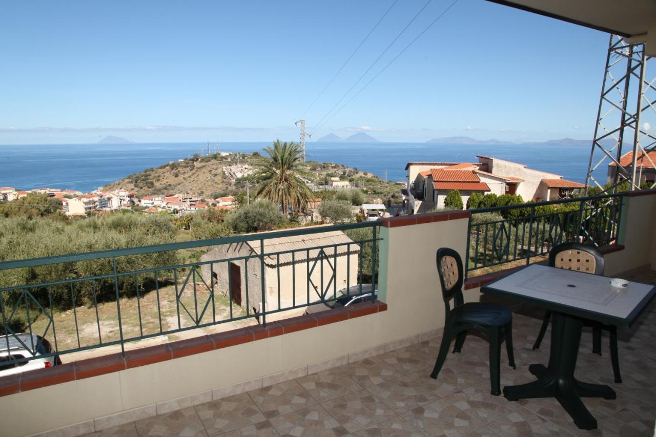 Casa Vacanze Anzà Capo dʼOrlando Exterior foto