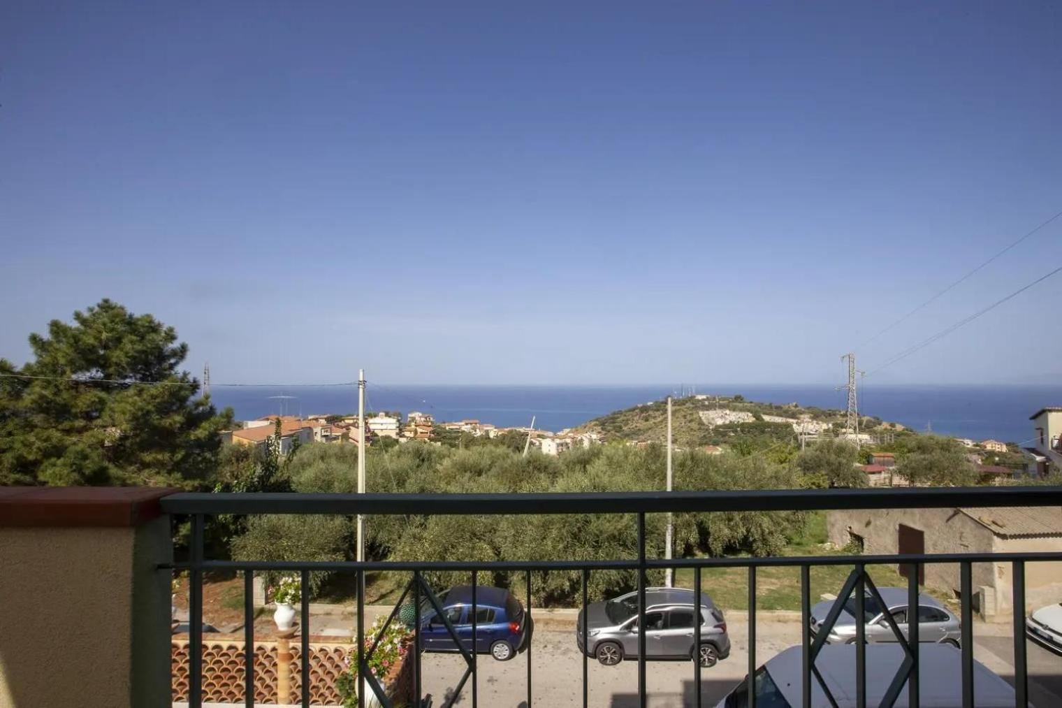 Casa Vacanze Anzà Capo dʼOrlando Exterior foto